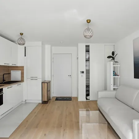 아파트 Chic Et Minimaliste Batignolle/montmartre By Weekome