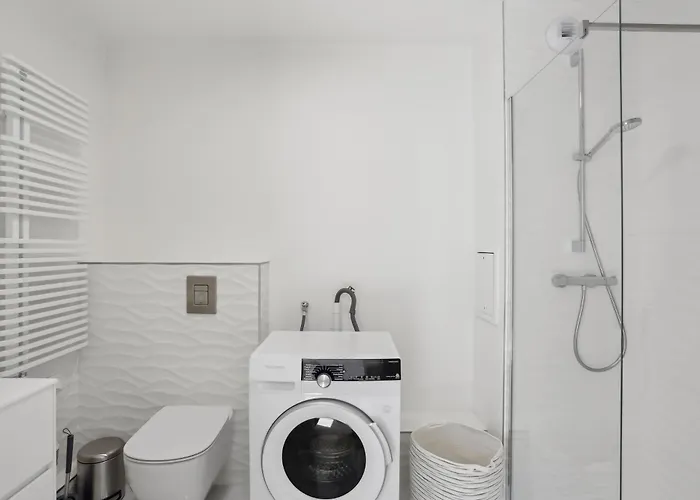 Chic Et Minimaliste Batignolle/montmartre By Weekome Paris